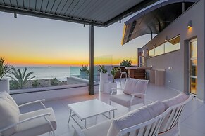 Vivo Mare Beachfront - Seaview Villas