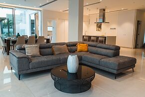 Vivo Mare Beachfront - Seaview Villas