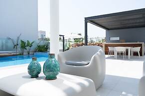 Vivo Mare Beachfront - Seaview Villas