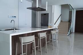 Vivo Mare Beachfront - Seaview Villas