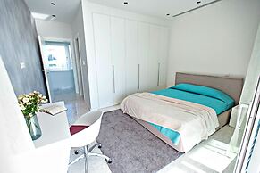 Vivo Mare Beachfront - Seaview Villas