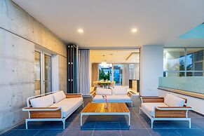 Vivo Mare Beachfront - Seaview Villas