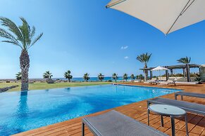 Vivo Mare Beachfront - Seaview Villas