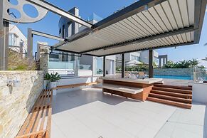 Vivo Mare Beachfront - Seaview Villas