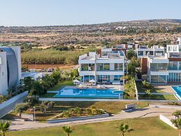 Vivo Mare Beachfront - Seaview Villas