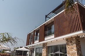 Vivo Mare Beachfront - Seaview Villas