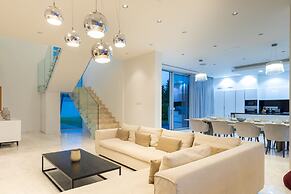 Tranquility Beachfront Villa