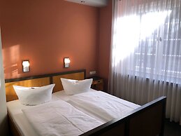 Haus des Volkes - Das Bauhaushotel