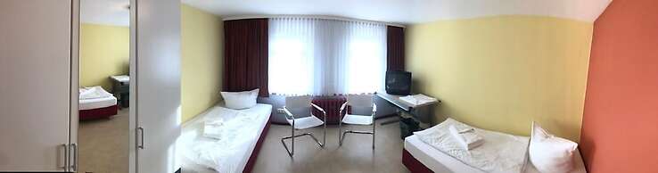 Haus des Volkes - Das Bauhaushotel