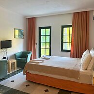 Club Mel Holiday Resort