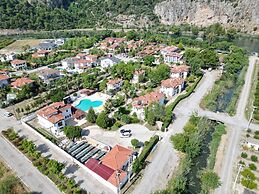 Club Mel Holiday Resort