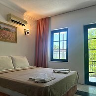 Club Mel Holiday Resort