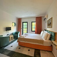 Club Mel Holiday Resort