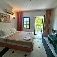 Club Mel Holiday Resort