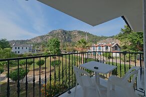 Club Mel Holiday Resort