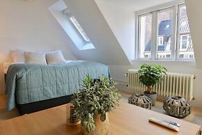 Dinesen Collection Two-Story Condos by Nyhavn Harbour