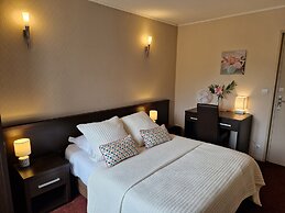 Hotel Bal