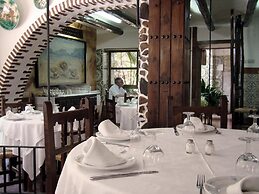 Hostal - Restaurante Emilia