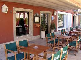 Hostal - Restaurante Emilia