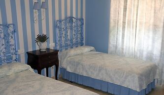 Hostal - Restaurante Emilia