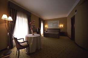 Hotel Don Carlo 4S
