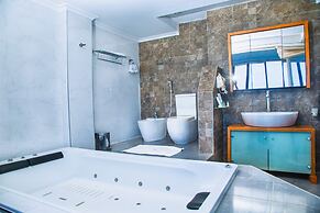 Tanga Beach Resort & Spa
