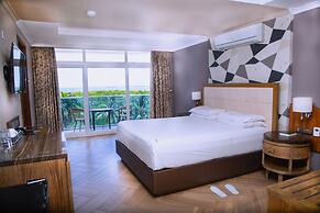 Tanga Beach Resort & Spa