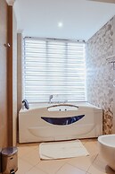 Tanga Beach Resort & Spa