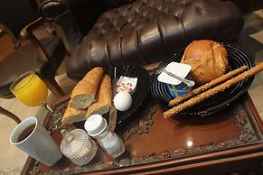 Tahrir Square Hostel