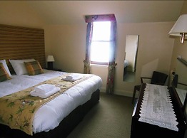 Crusoe Hotel