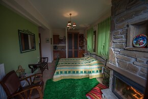 Chorostasi Guest House