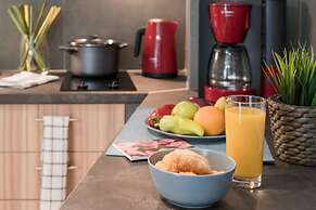 Eternal luxury suites