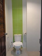 Praiyanan Place Hotel