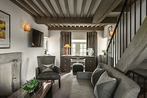 Château Lafaurie-Peyraguey Hôtel & Restaurant LALIQUE