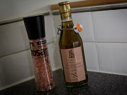 Live in Leeds Millenium Square Apartment