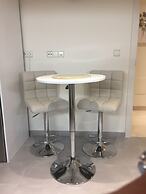 Casares Beach Golf Apartment With Private Garden and Pool Access