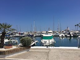 Casares Beach Golf Apartment With Private Garden and Pool Access