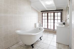 Hathaway Guest House