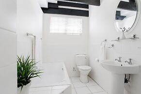 Hathaway Guest House