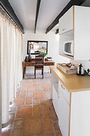 Hathaway Guest House