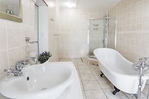 Hathaway Guest House