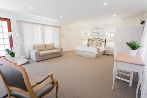 Hathaway Guest House