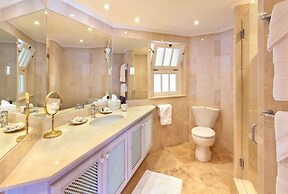 Reeds House Penthouse 12 by Altman