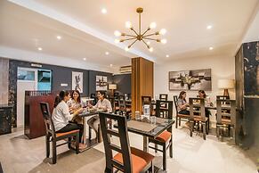 FabHotel Jansi Deluxe