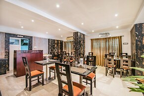 FabHotel Jansi Deluxe