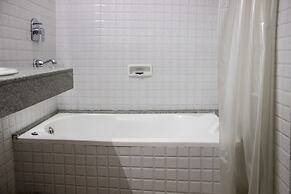 FabHotel Prazeres Boutique PanajI