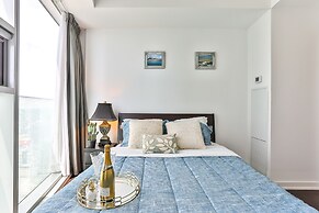 Exquisite 55th Floor 2 Bed 2 Bath Parking