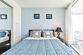 Exquisite 55th Floor 2 Bed 2 Bath Parking