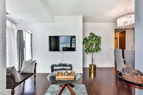 Exquisite 55th Floor 2 Bed 2 Bath Parking
