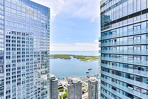 Exquisite 55th Floor 2 Bed 2 Bath Parking